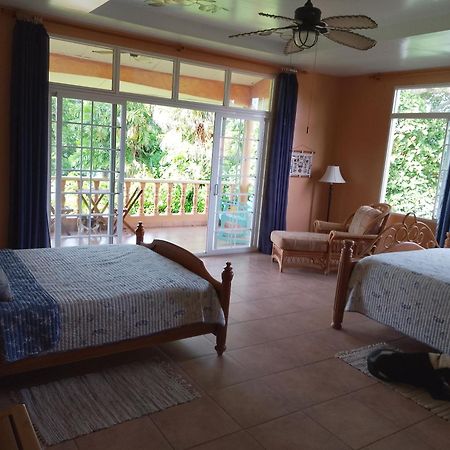 Gone Fishing Panama Resort Бока-Чика Экстерьер фото