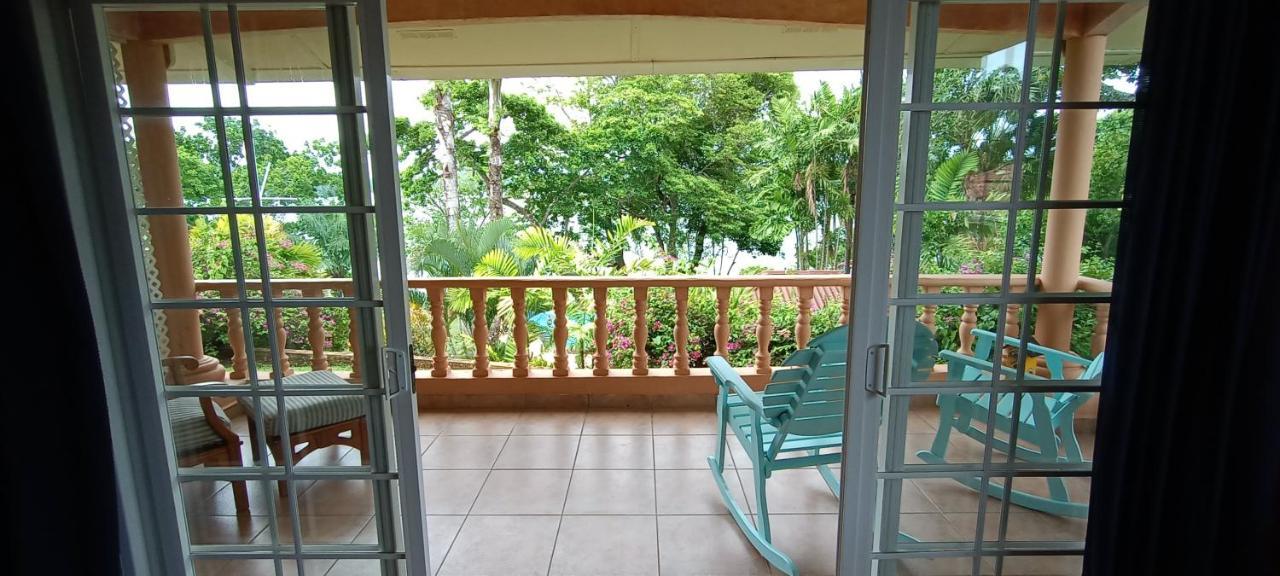 Gone Fishing Panama Resort Бока-Чика Экстерьер фото