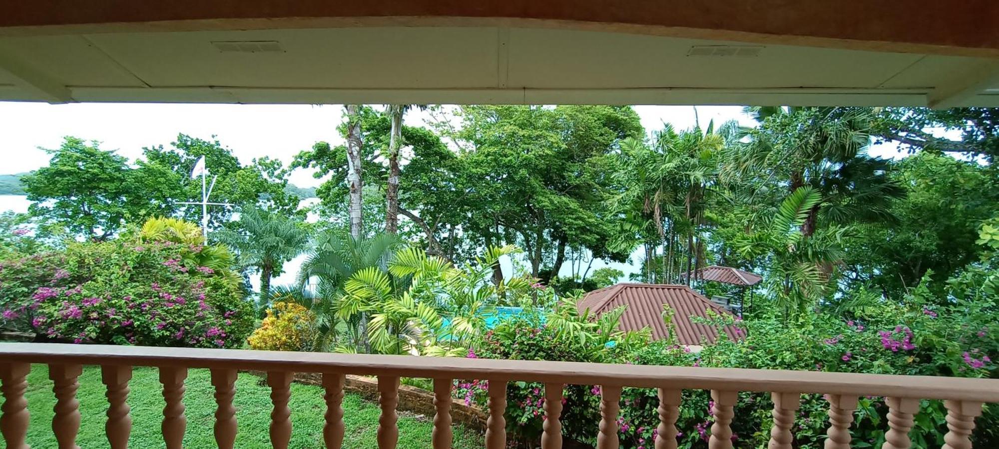 Gone Fishing Panama Resort Бока-Чика Экстерьер фото